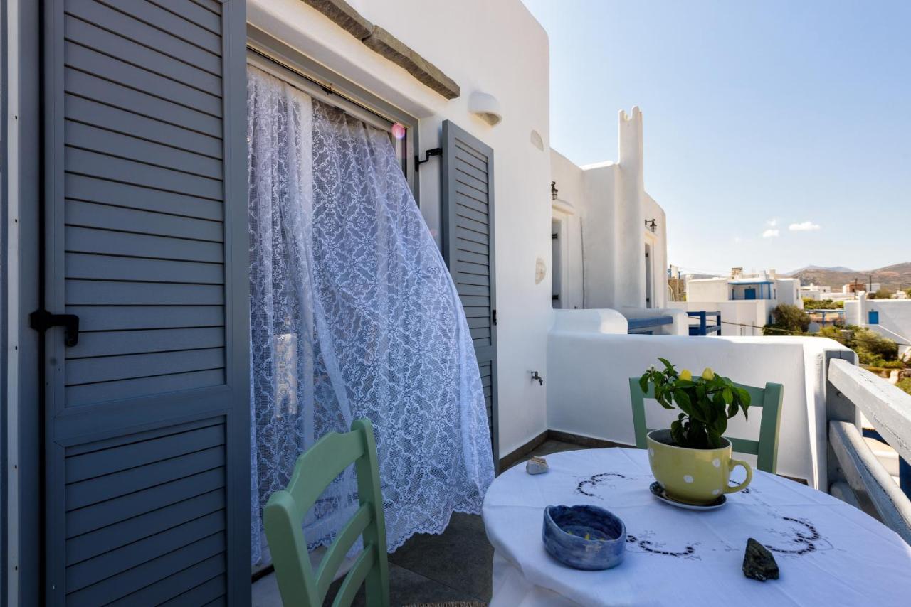 Hara'S Villa In Naousa , Paros Eksteriør billede