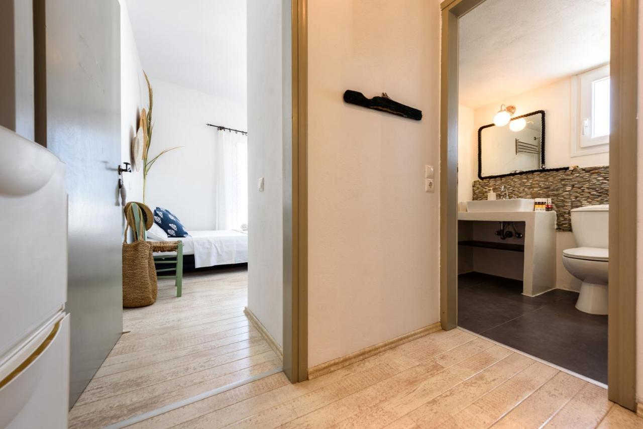 Hara'S Villa In Naousa , Paros Eksteriør billede