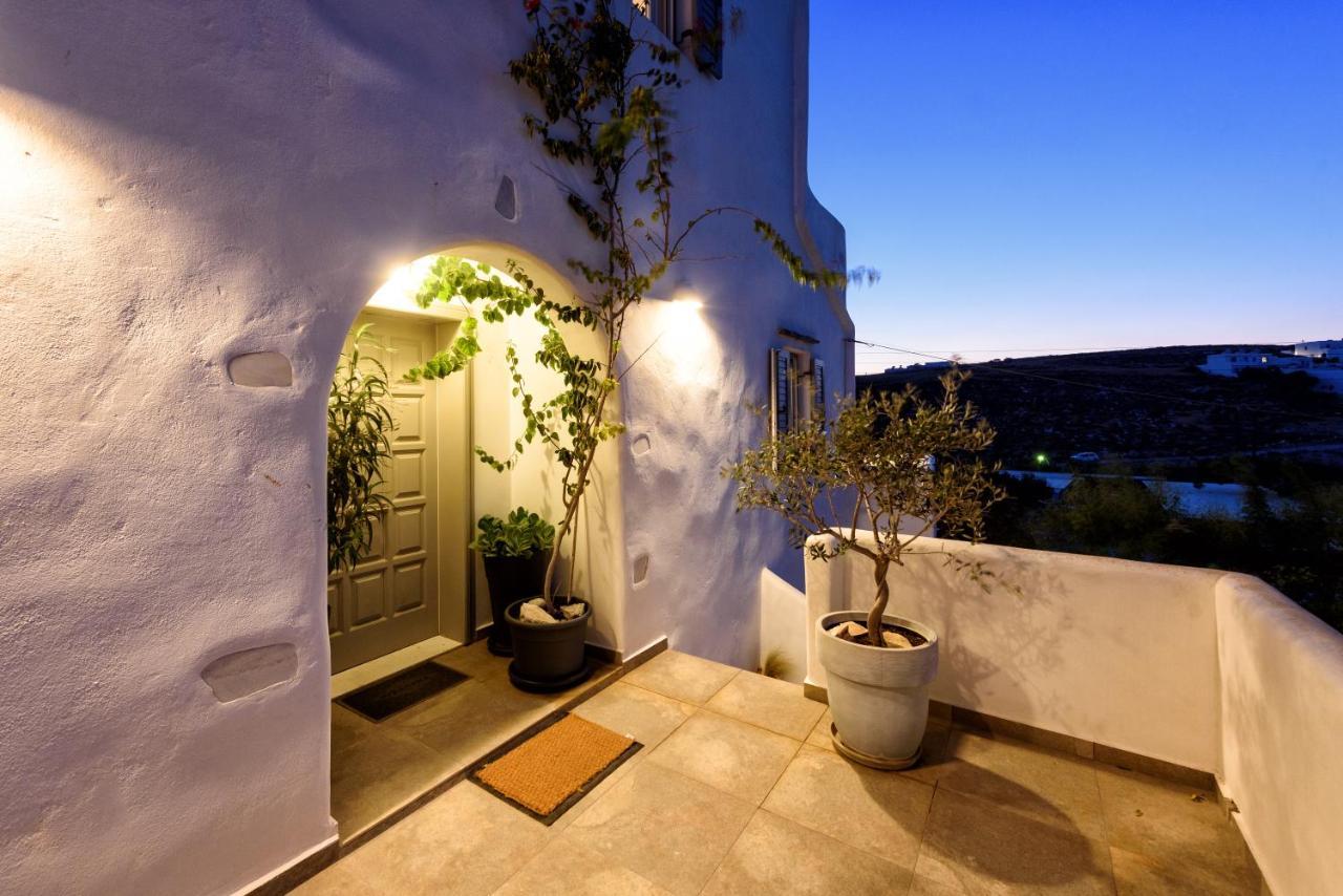 Hara'S Villa In Naousa , Paros Eksteriør billede