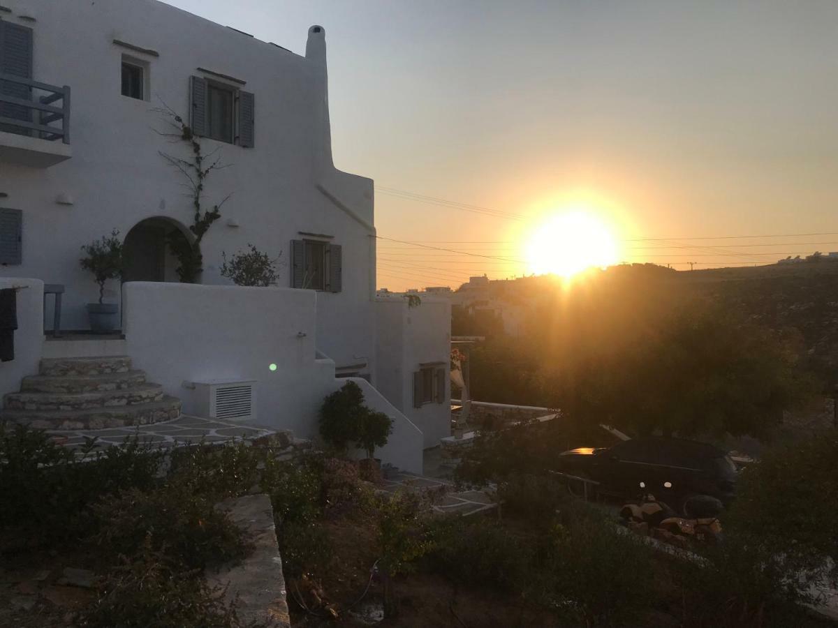 Hara'S Villa In Naousa , Paros Eksteriør billede